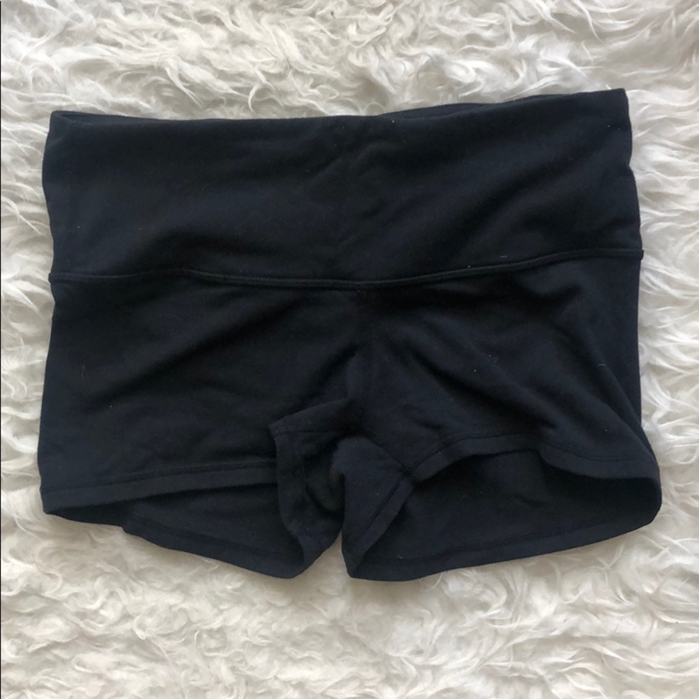 Lululemon Yoga Shorts Black Size 4